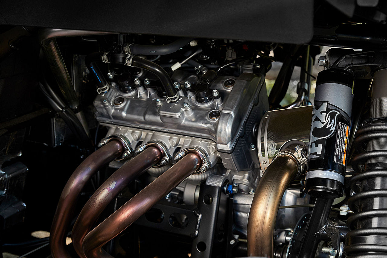 Stunning three-cylinder engine                                                                                                                                                                                                                            