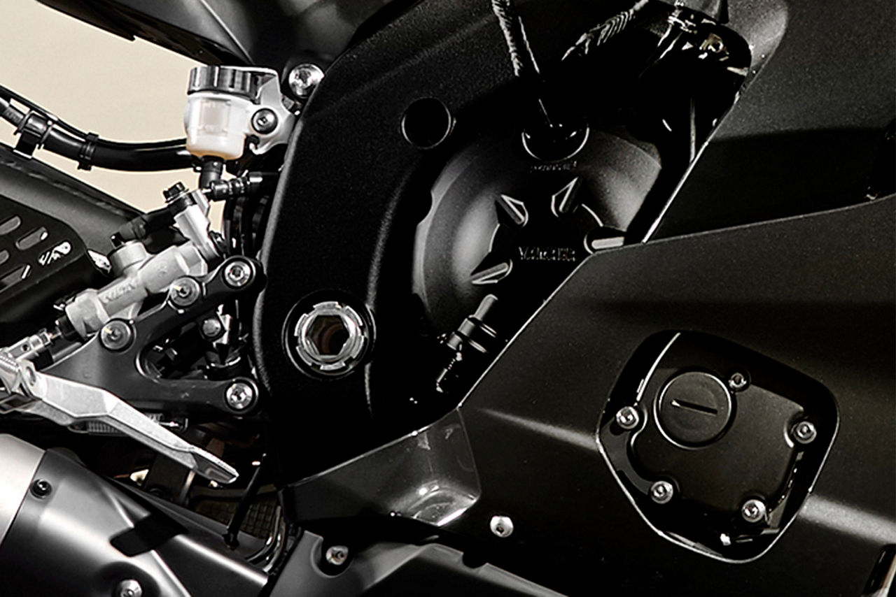 Lightweight high performance engine                                                                                                                                                                                                                       