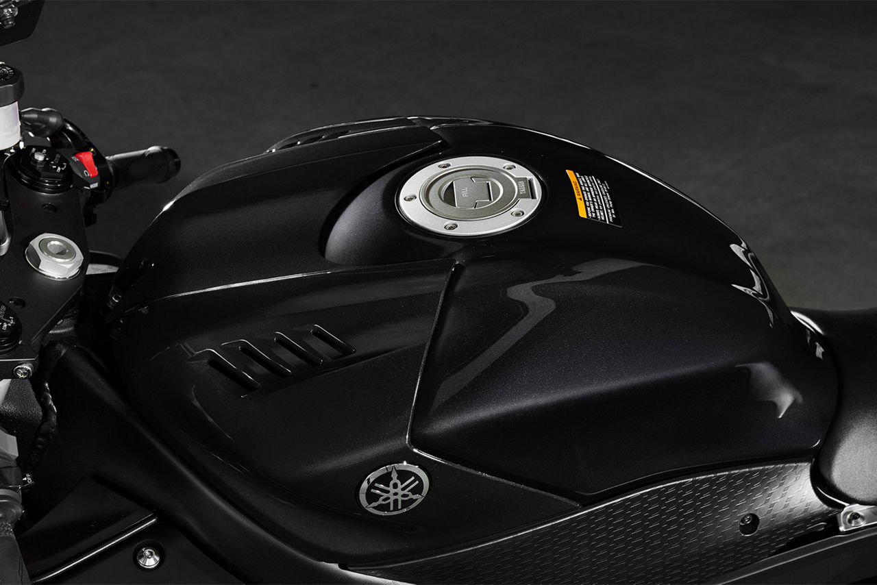 Lightweight aluminium fuel tank                                                                                                                                                                                                                           