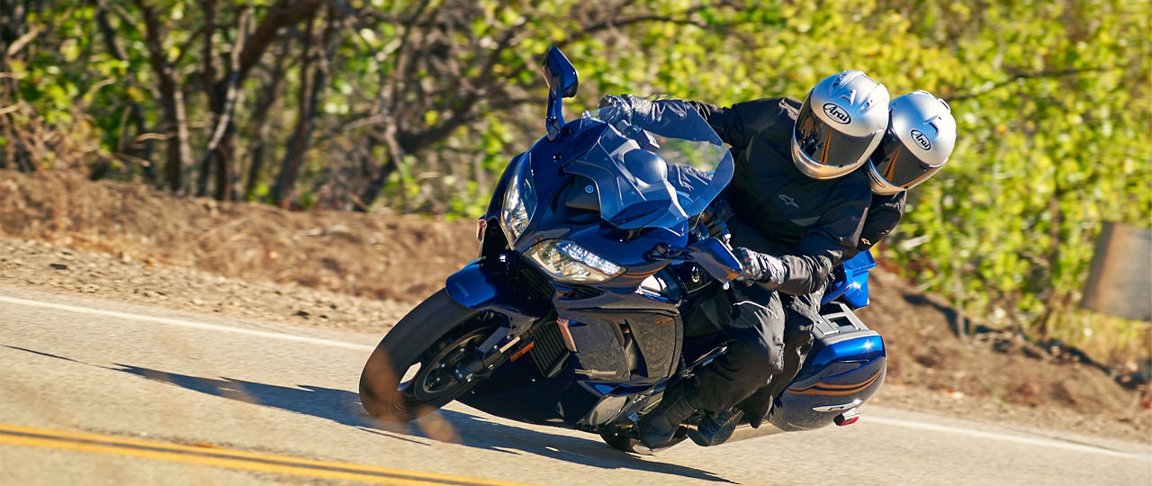 FJR1300AE