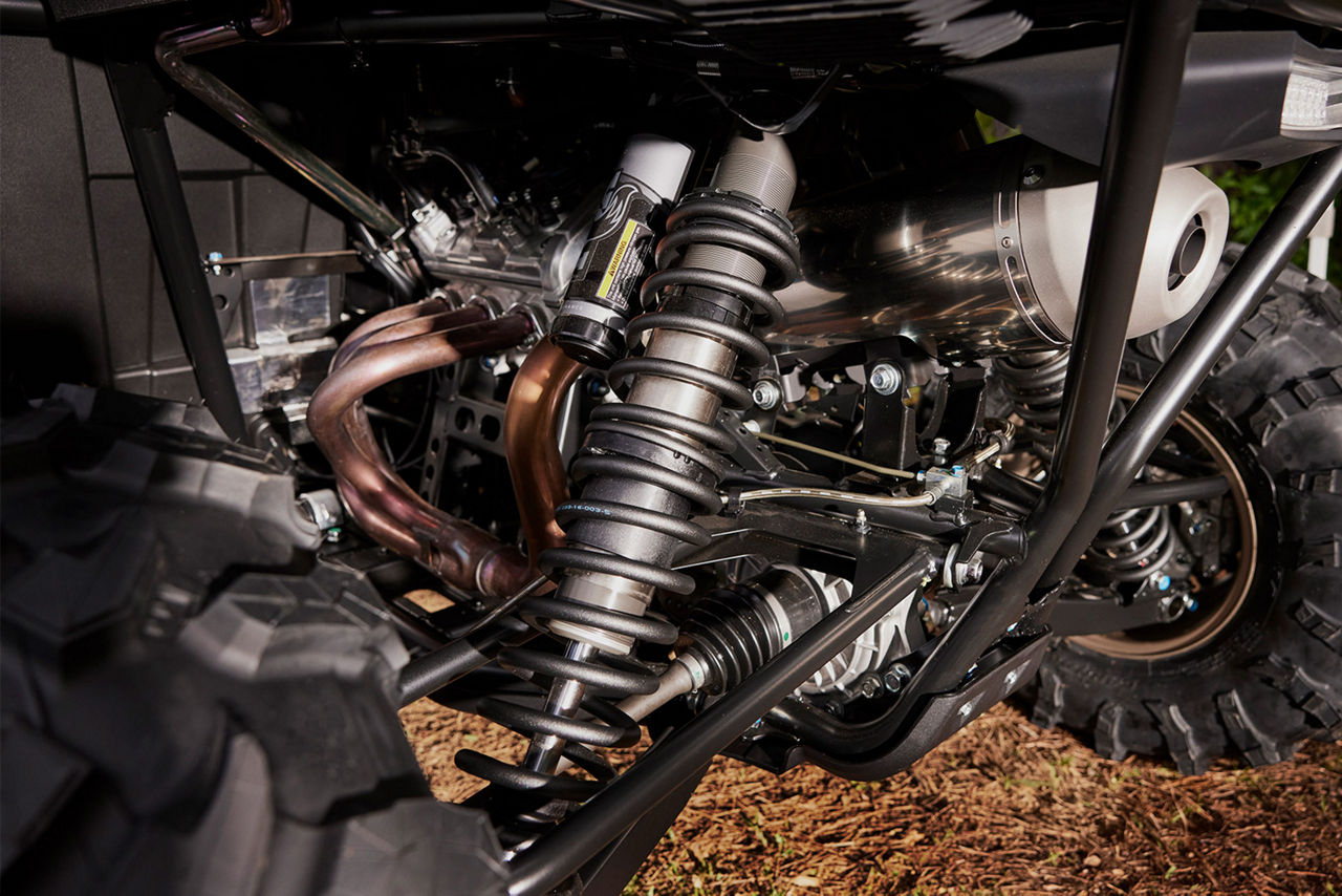FOX® 2.5 Podium RC2 shocks                                                                                                                                                                                                                                