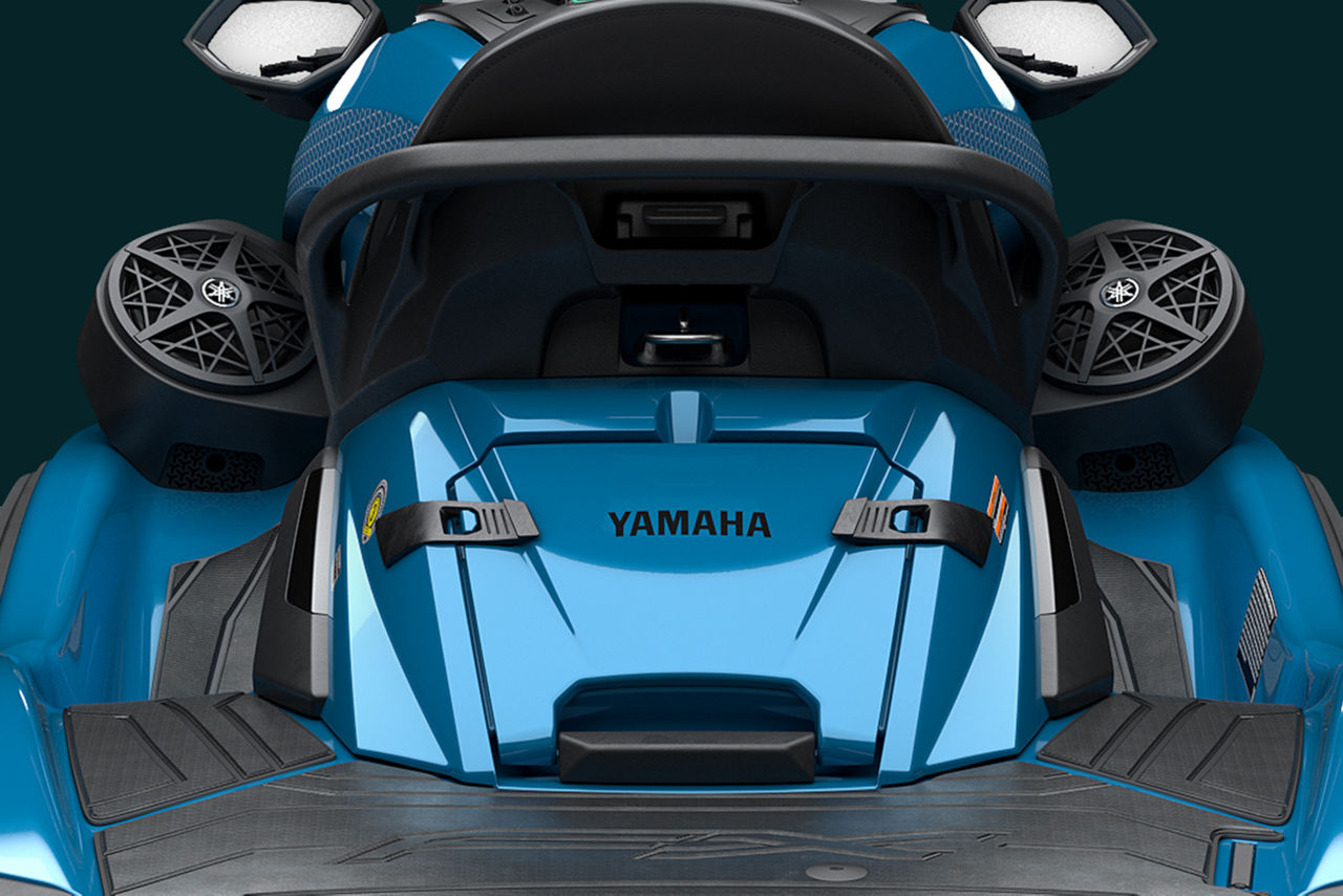 Integrated Yamaha Speakers                                                                                                                                                                                                                                