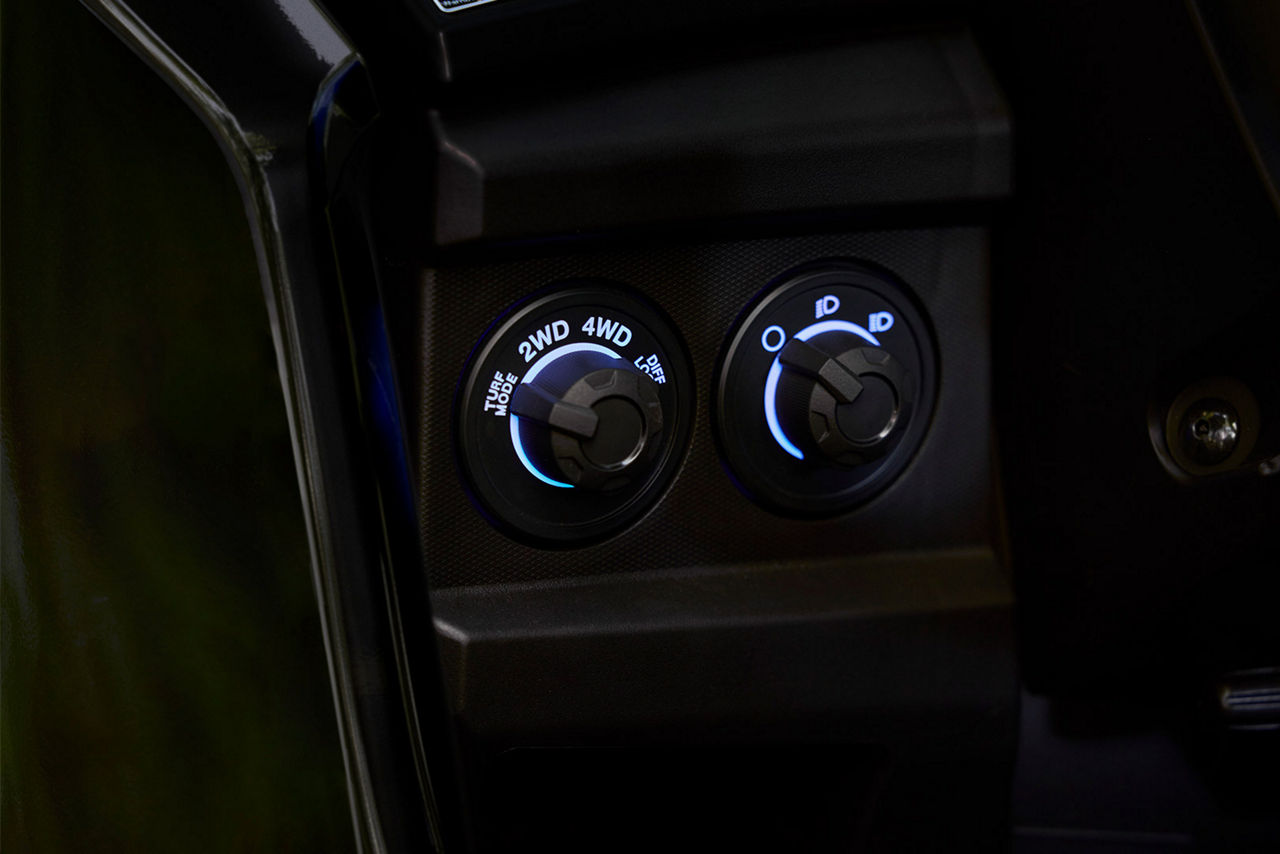 On-Command 4WD system                                                                                                                                                                                                                                     