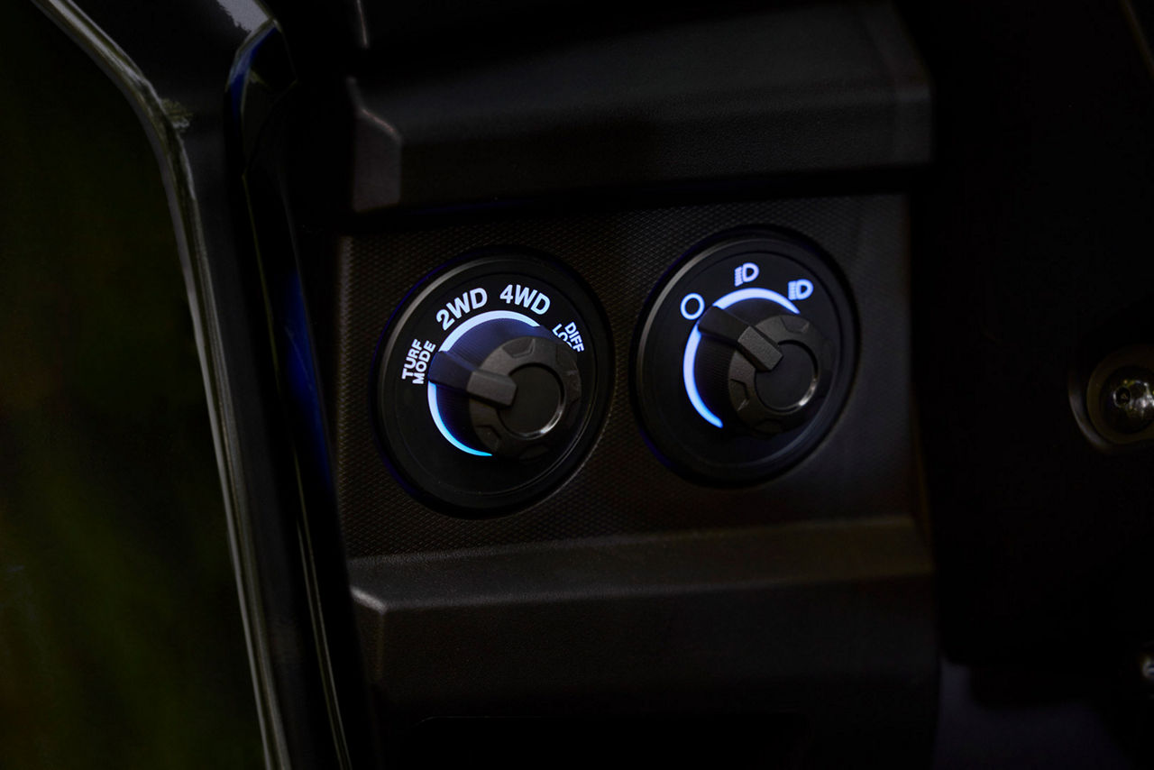 On-Command 4WD system                                                                                                                                                                                                                                     