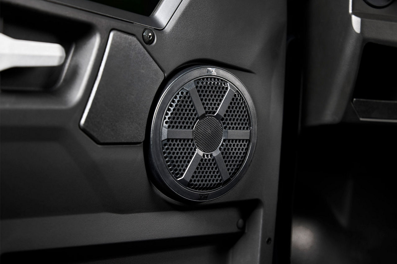 Premium MTX audio system                                                                                                                                                                                                                                  
