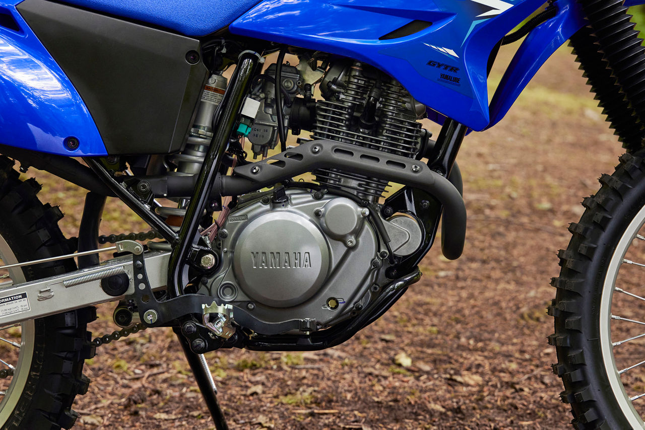 Air-cooled 223cc 4-stroke                                                                                                                                                                                                                                 