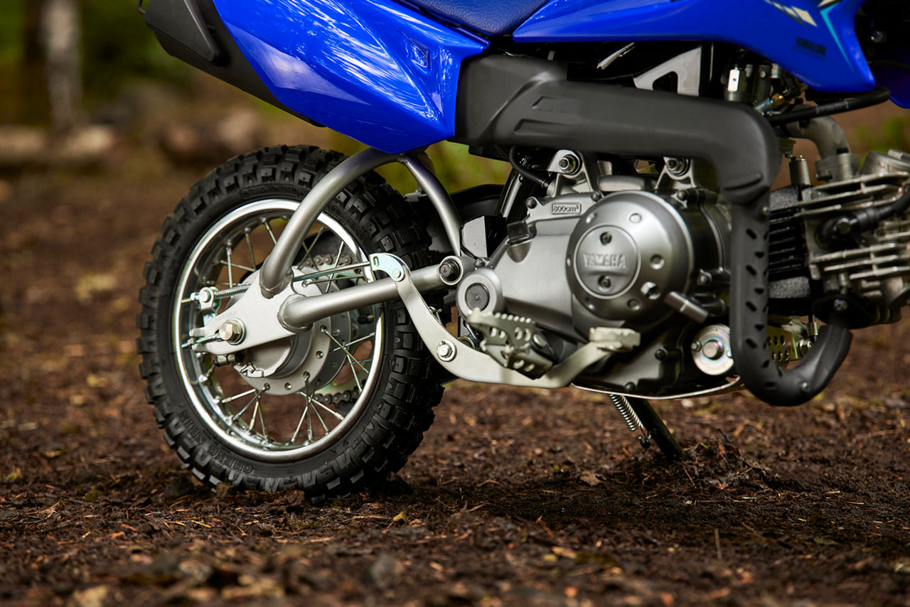 Drum brakes and knobby tyres                                                                                                                                                                                                                              