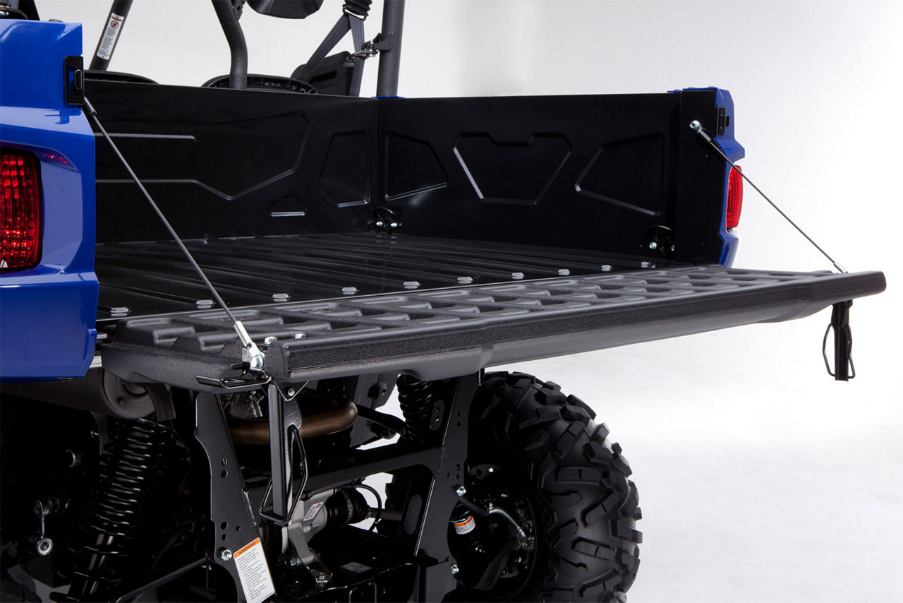 Pallet-sized rear cargo bed