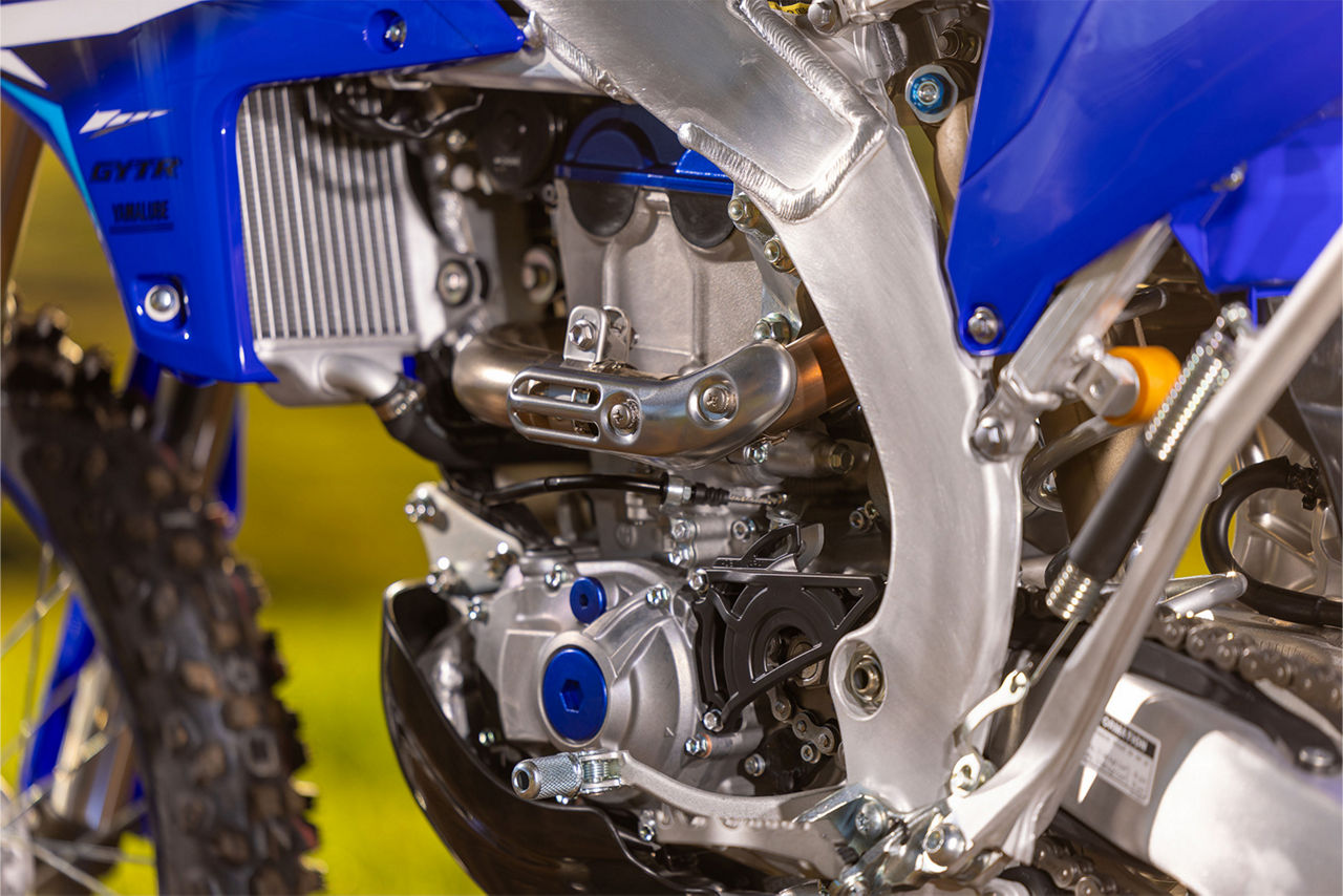 Aluminium bilateral beam frame