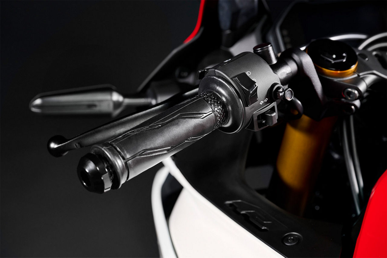 Assist and Slipper clutch                                                                                                                                                                                                                                 
