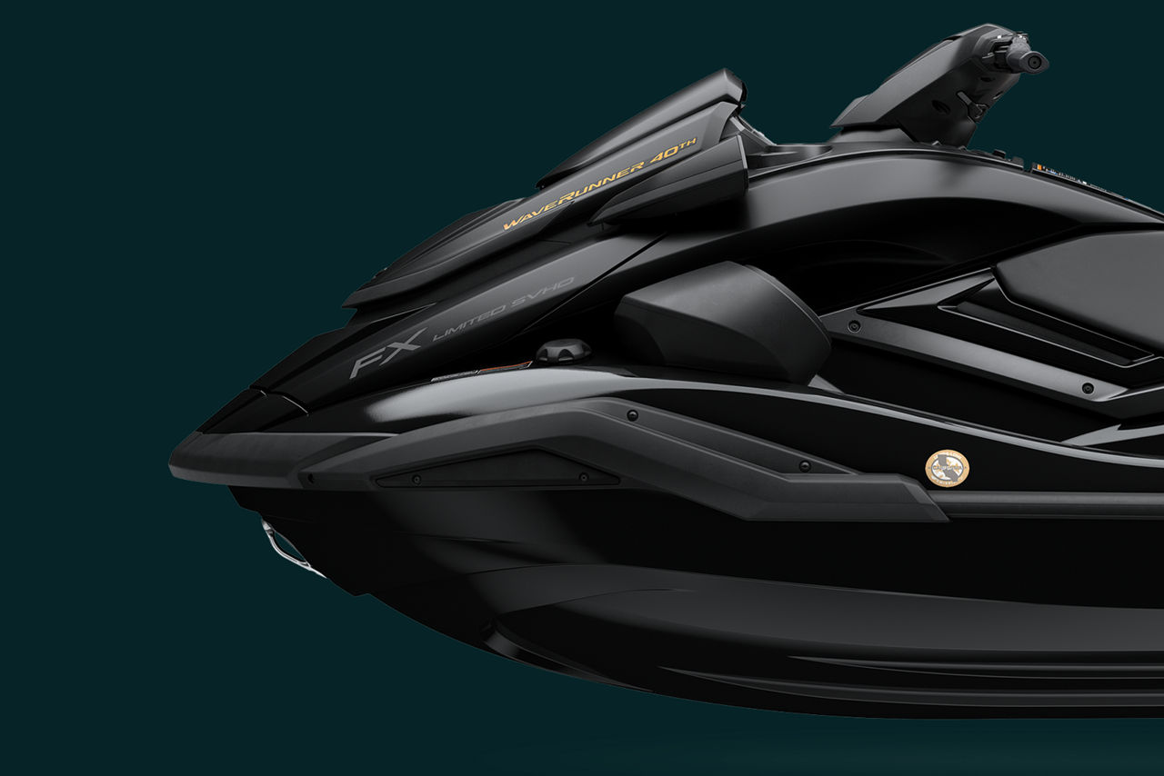 Large & Comfortable Performance Hull                                                                                                                                                                                                                      
