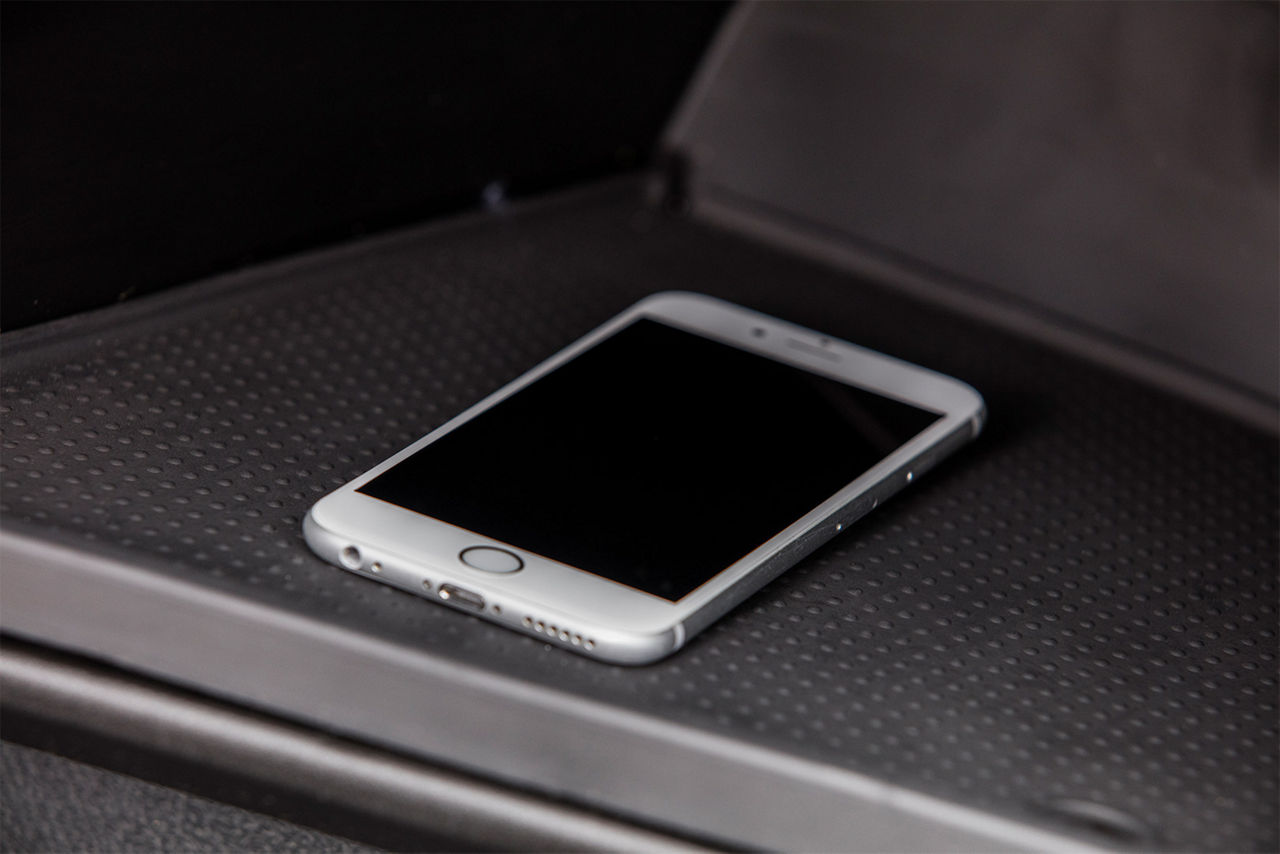Storage Bin with No-Slip Mat                                                                                                                                                                                                                              